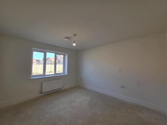 2 bed Detached Bungalow for sale Image 8