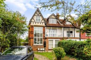 Flat 3, 16, Auckland Road, Upper Norwood, London SE19 2DL