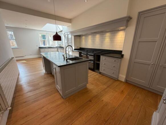 5 bed End of Terrace for sale Image 11