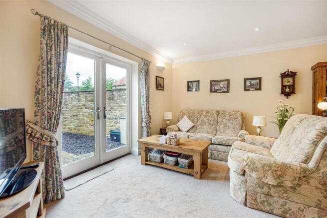 2 bed End of Terrace for sale Image 5