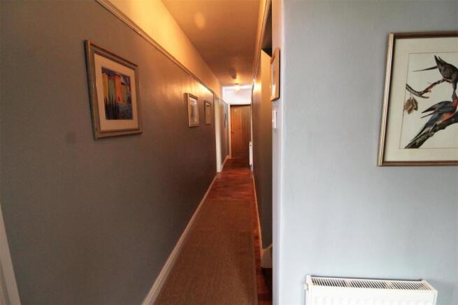 Hallway.JPG
