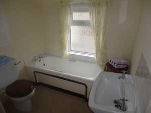 Upper floor Bathroom
