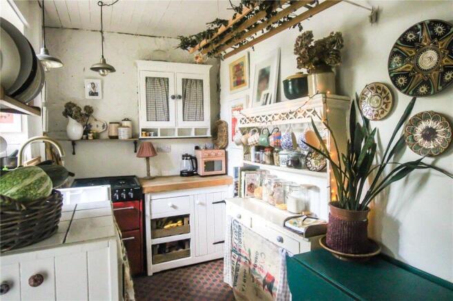 2 bed Terraced for sale Image 3