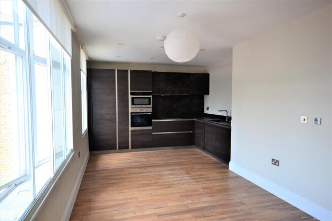 two double bedroom split level flat featuring a m