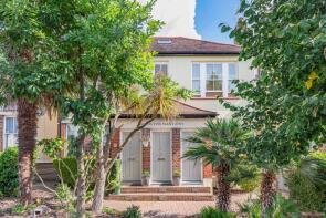 9, Orpington Mansions, Orpington Road, London N21 3PJ