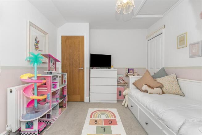Bedroom 2.jpg