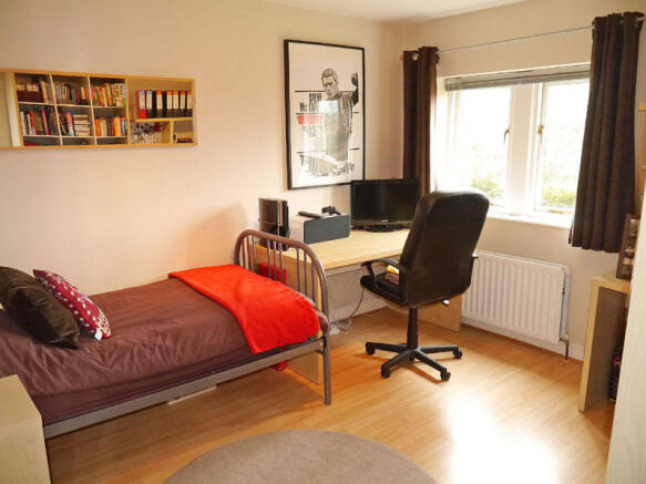 Photo 12