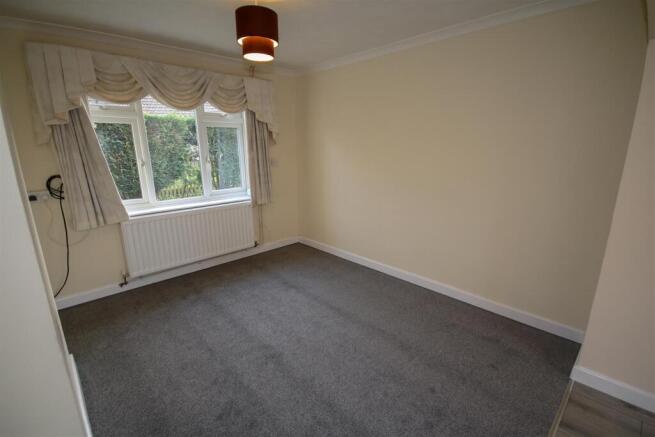 P1506 Living Area-2.jpg