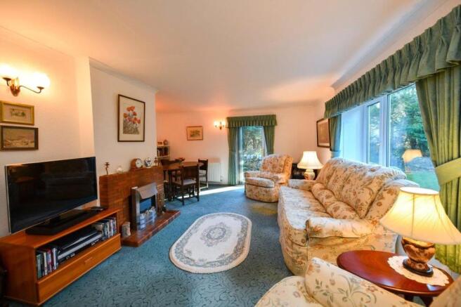 Living/Dining Room