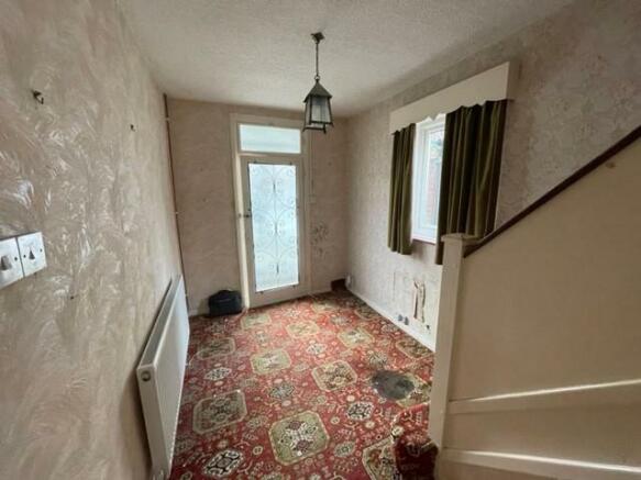 ENTRANCE HALLWAY