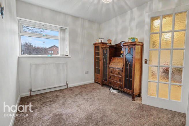 3 bed Detached Bungalow for sale Image 11