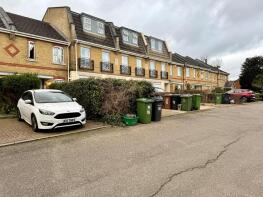 14, Napier Court, London SE12 0BZ