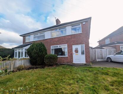 Needwood Road, Woodley