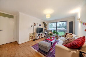3, 39 Haven Court, Bromley Road, Beckenham BR3 5YB