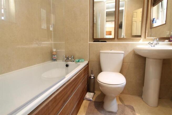 Bathroom.JPG
