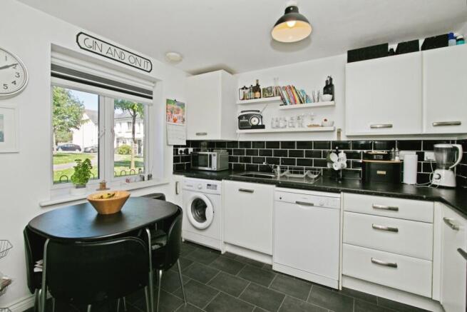 Kitchen/Breakfast Rm