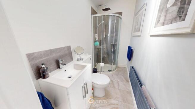 4 bed Detached for sale Image 10
