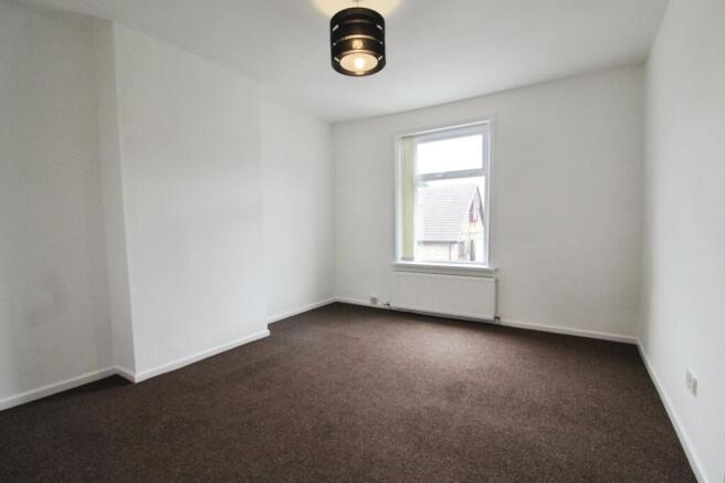 2 bed Terraced to rent Image 4