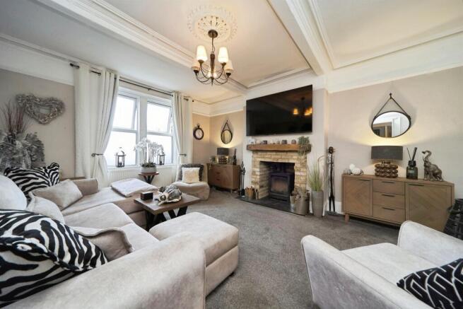 3 bed Terraced for sale in wilsden