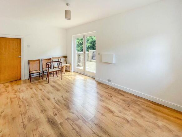 4 bed Detached for sale Image 7
