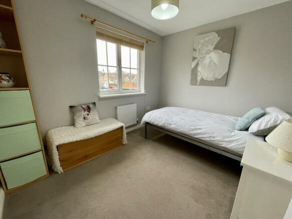 8. bed4.JPEG