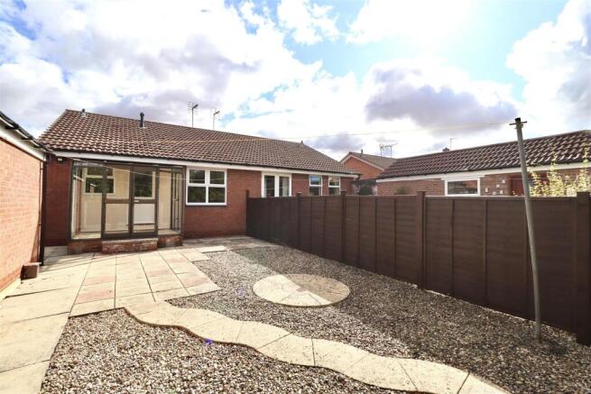 2 bed Semi-Detached Bungalow for sale Image 12