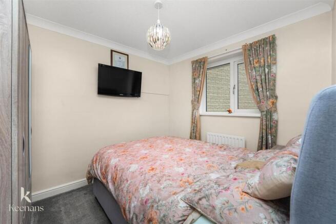 4 bed Detached for sale Image 7