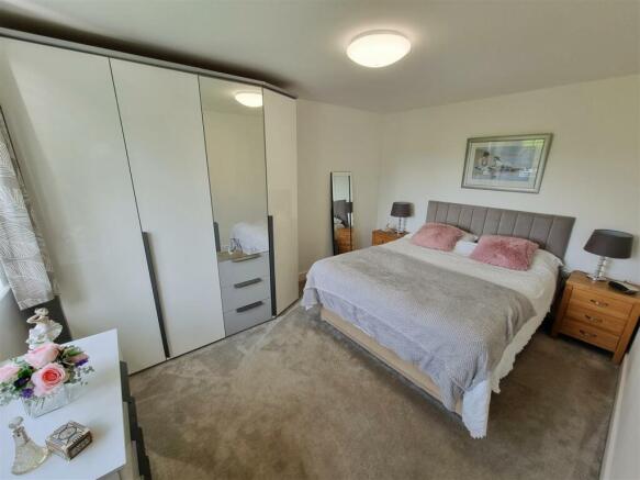 Bedroom 2.jpg