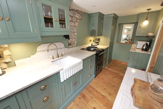 2 bed Semi-Detached for sale Image 4