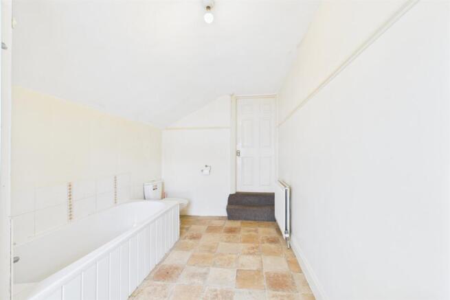 2 bed Terraced for sale Image 11