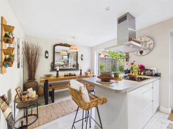 Dining Kitchen