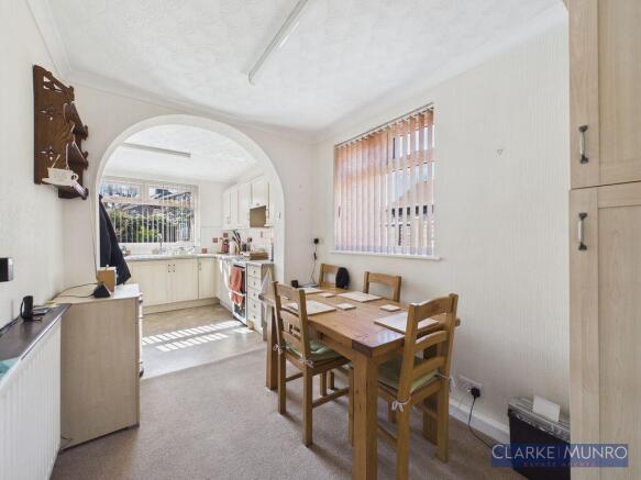 3 bed Semi-Detached for sale Image 4