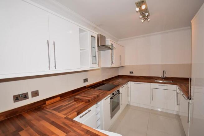 KITCHEN: