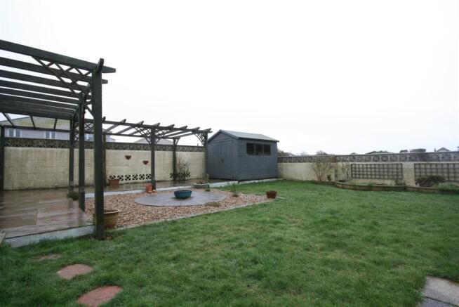 Rear Garden (2).JPG