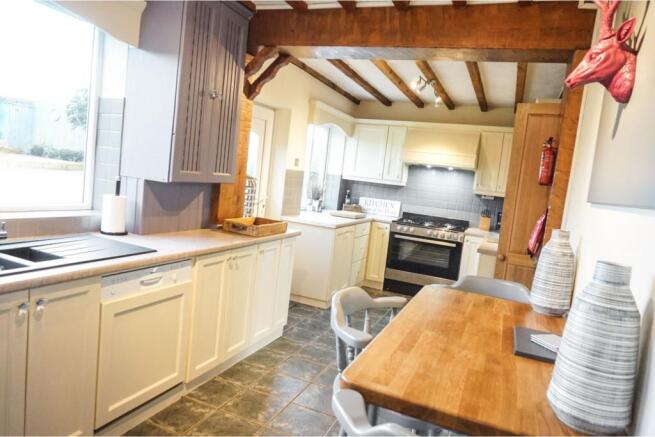 Kitchen/Breakfast