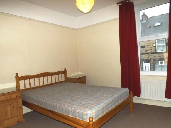 3 bed Terraced to rent Image 6