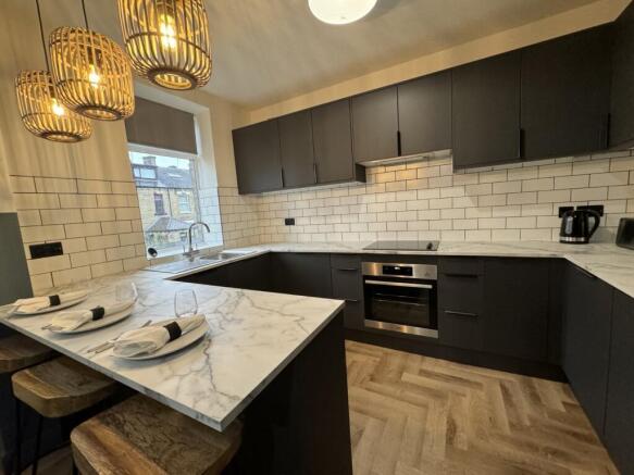 1 bed House Share to rent Image 12