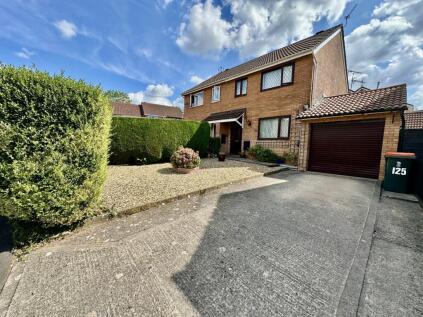 Waltwood Park Drive, Llanmartin, Newport. NP18 2HF