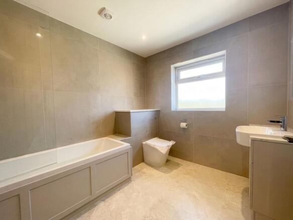 South Coast Road, Peacehaven, BN10 8SN photo 4