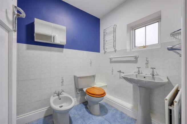 Ensuite