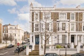 35a Russell House, Russell Road, London W14 8HU