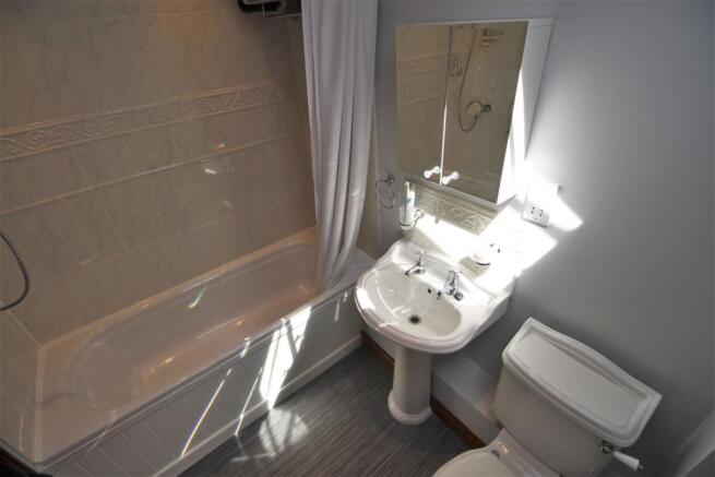 Master En-suite
