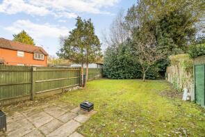 46, St Peters Gardens, Wrecclesham, Farnham GU10 4QY