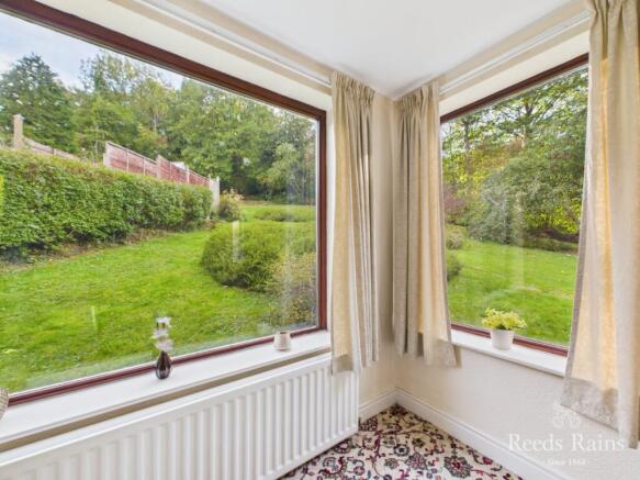 4 bed Detached for sale Image 10
