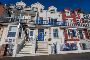 12, Sea Road, Felixstowe IP11 2BB