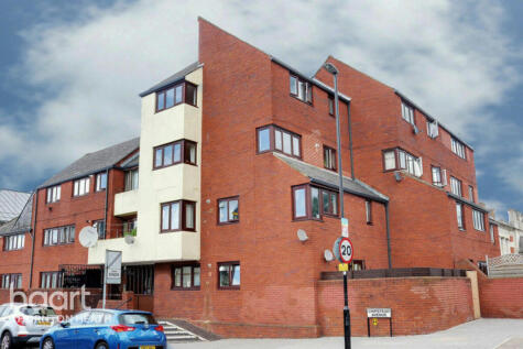 Chipstead Avenue, THORNTON HEATH