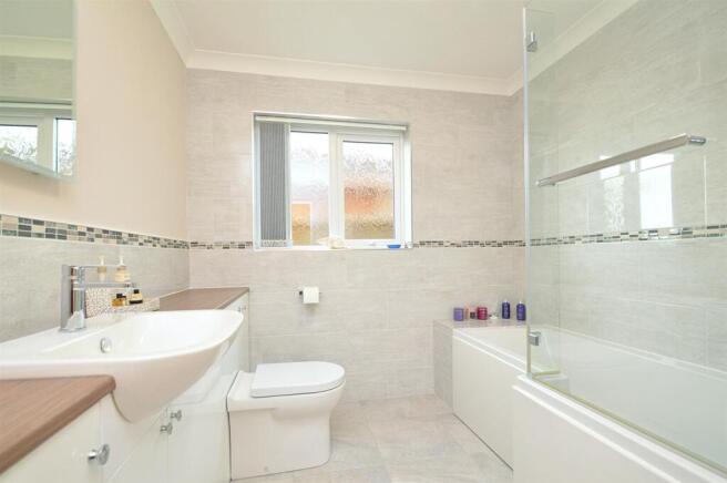 resizedBathroom.jpg