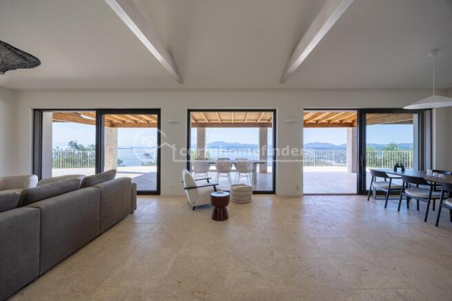 Main room from entrance
