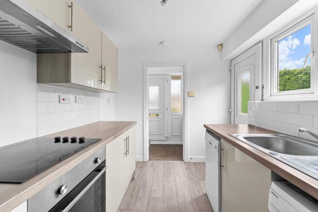 2 bed Bungalow for sale Image 5