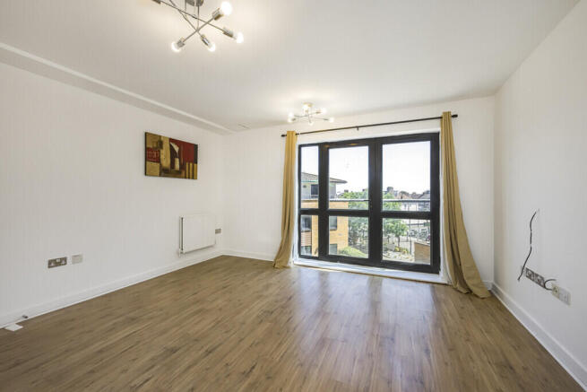 27 Gateway Court ...